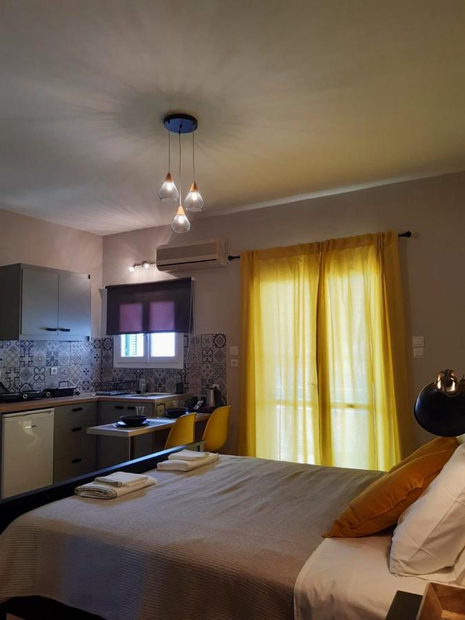 Poros Town Studios Margaret, Poros Island מראה חיצוני תמונה